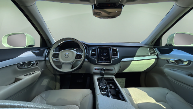Used 2017 Volvo XC90 T6 Momentum w/ Vision Package AWD/4WD image 16