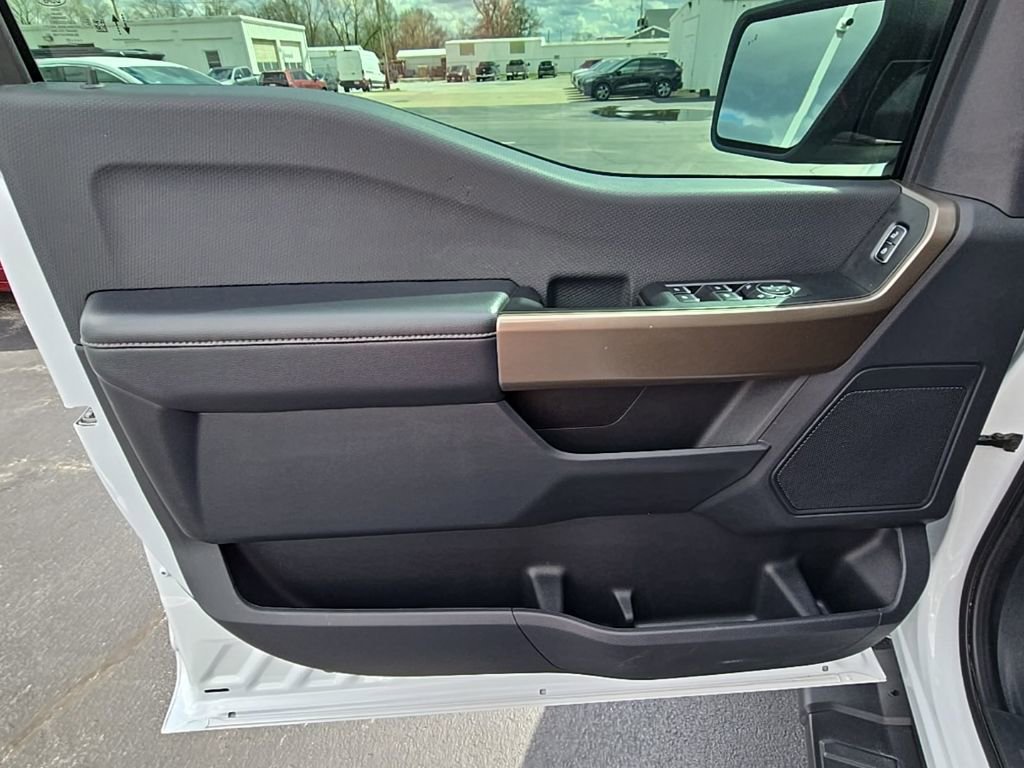 Used 2025 Ford F150 STX w/ Equipment Group 201A FX4 image 6