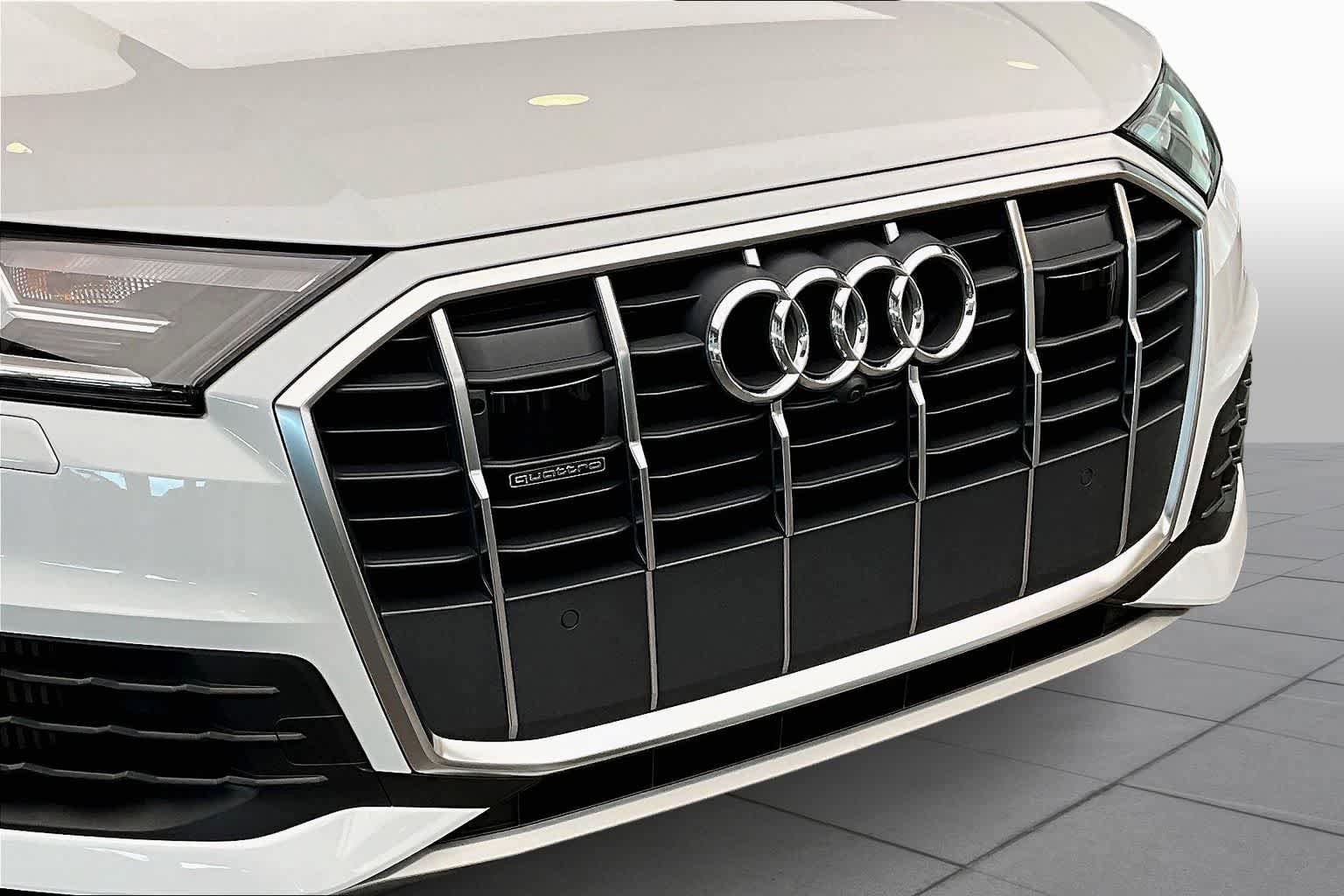 Certified 2023 Audi Q7 3.0T Premium Plus w/ Premium Plus Package AWD/4WD image 32