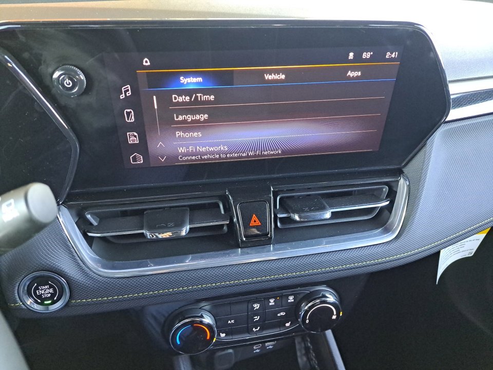 Certified 2026 Chevrolet TrailBlazer ACTIV image 28