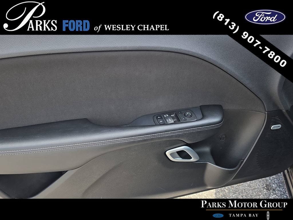 Used 2023 Dodge Challenger SXT RWD image 11