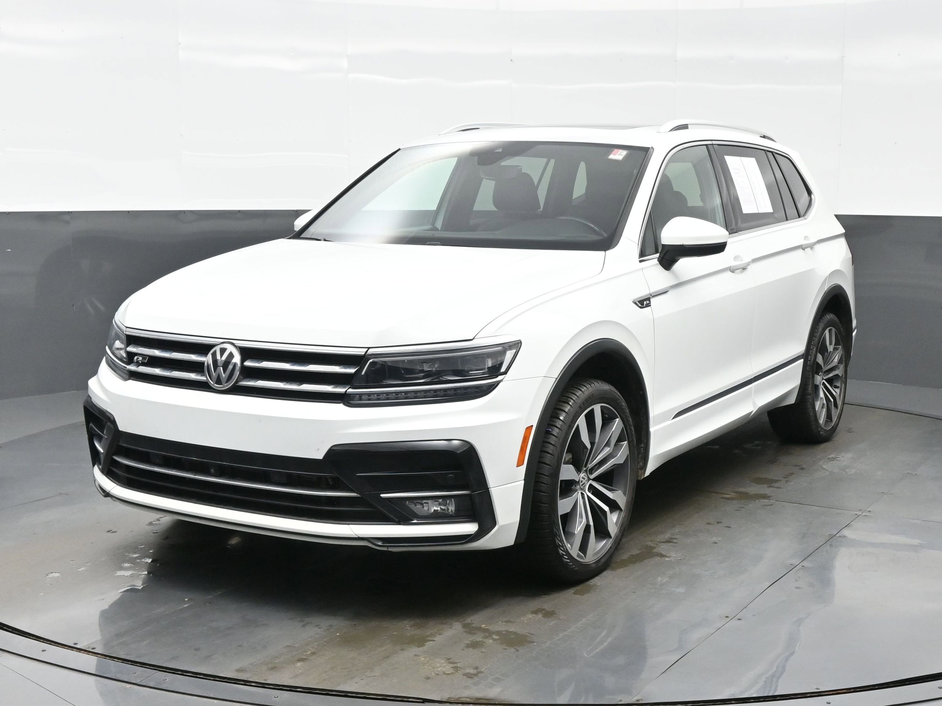 Used 2021 Volkswagen Tiguan SEL Premium R-Line image 1