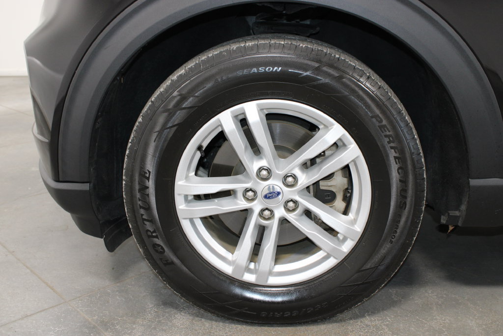 Used 2023 Ford Explorer XLT w/ Equipment Group 202A RWD image 47