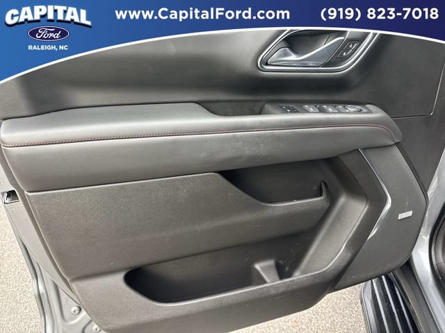 Used 2021 Chevrolet Tahoe RST w/ Luxury Package AWD/4WD image 20
