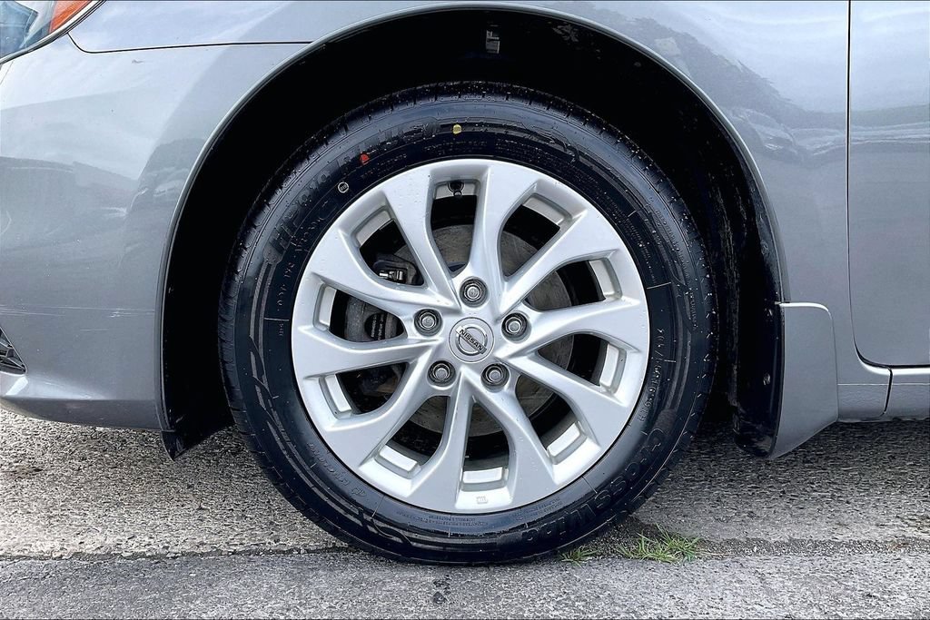 Used 2019 Nissan Sentra SV w/ All Weather Package FWD image 9