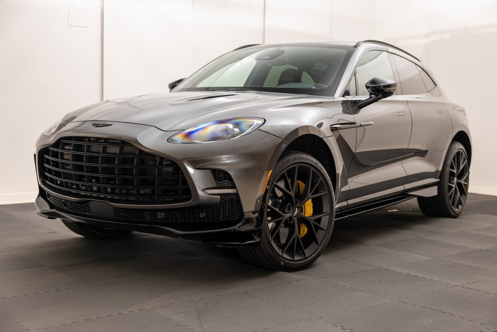 New 2025 Aston Martin DBX 707 video 1