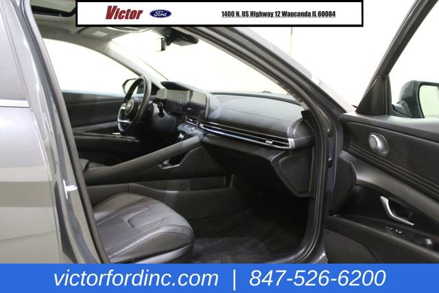 Used 2023 Hyundai Elantra Limited image 19