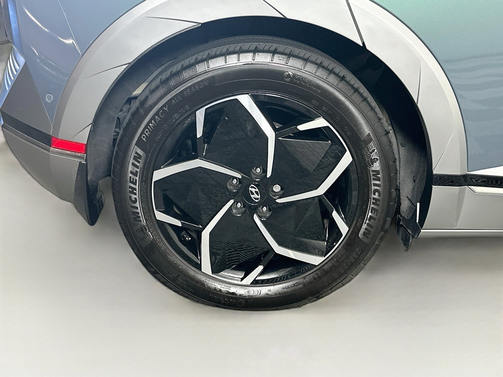 Used 2024 Hyundai Ioniq 5 Limited RWD image 11