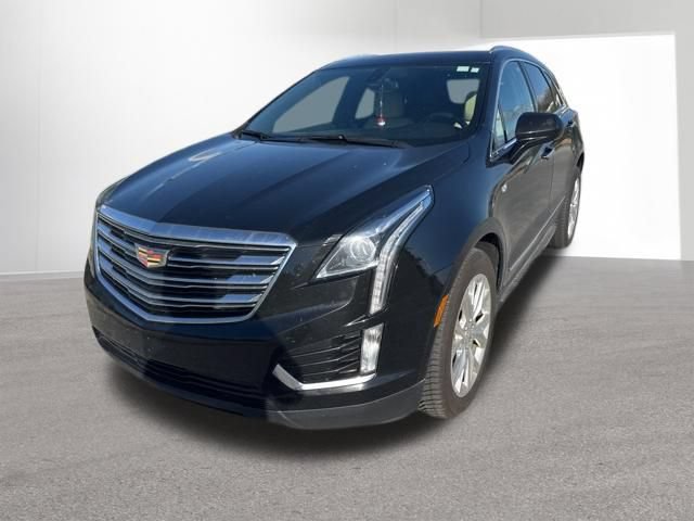 Used 2018 Cadillac XT5 AWD image 2