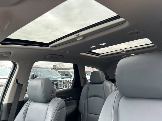 Used 2020 Buick Enclave Premium w/ Sun and Sites Package image 21