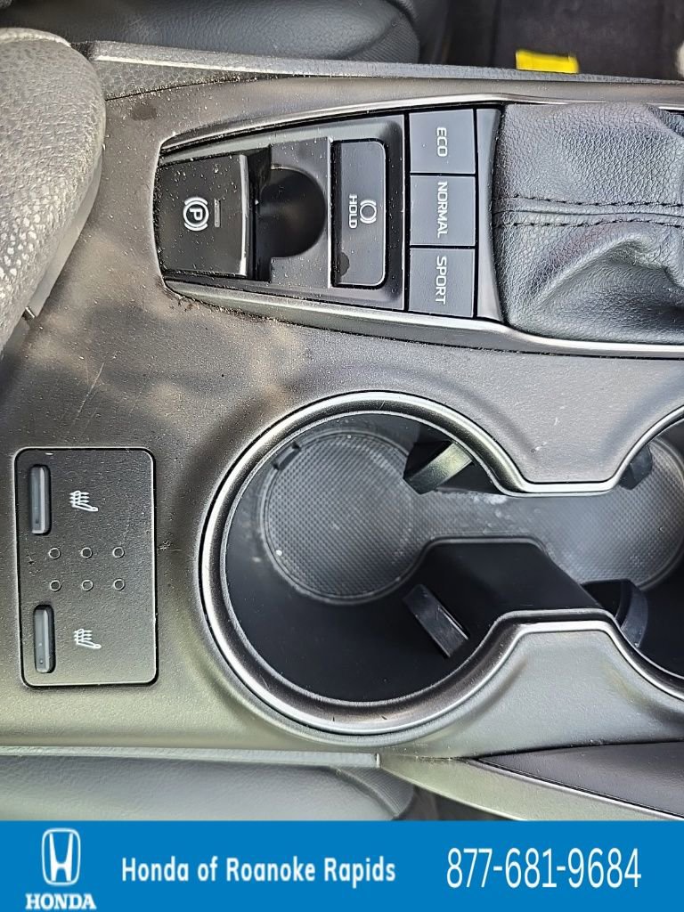 Used 2024 Toyota Camry XSE FWD image 27