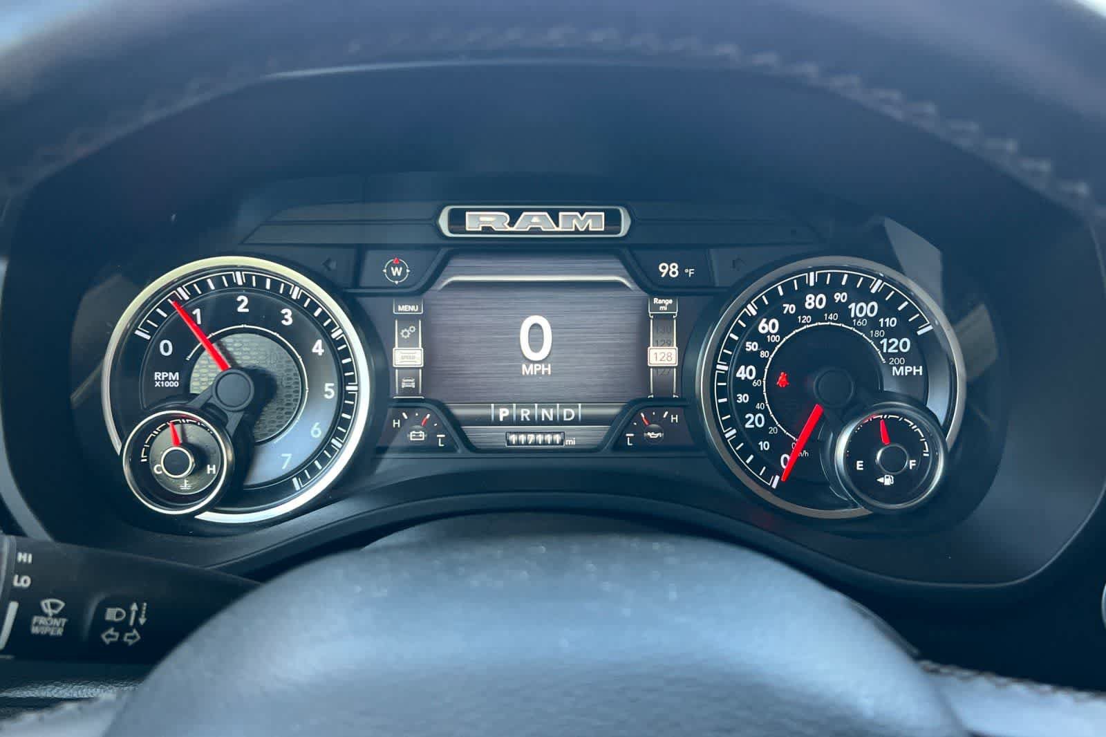 Used 2019 RAM 1500 Laramie AWD/4WD image 26