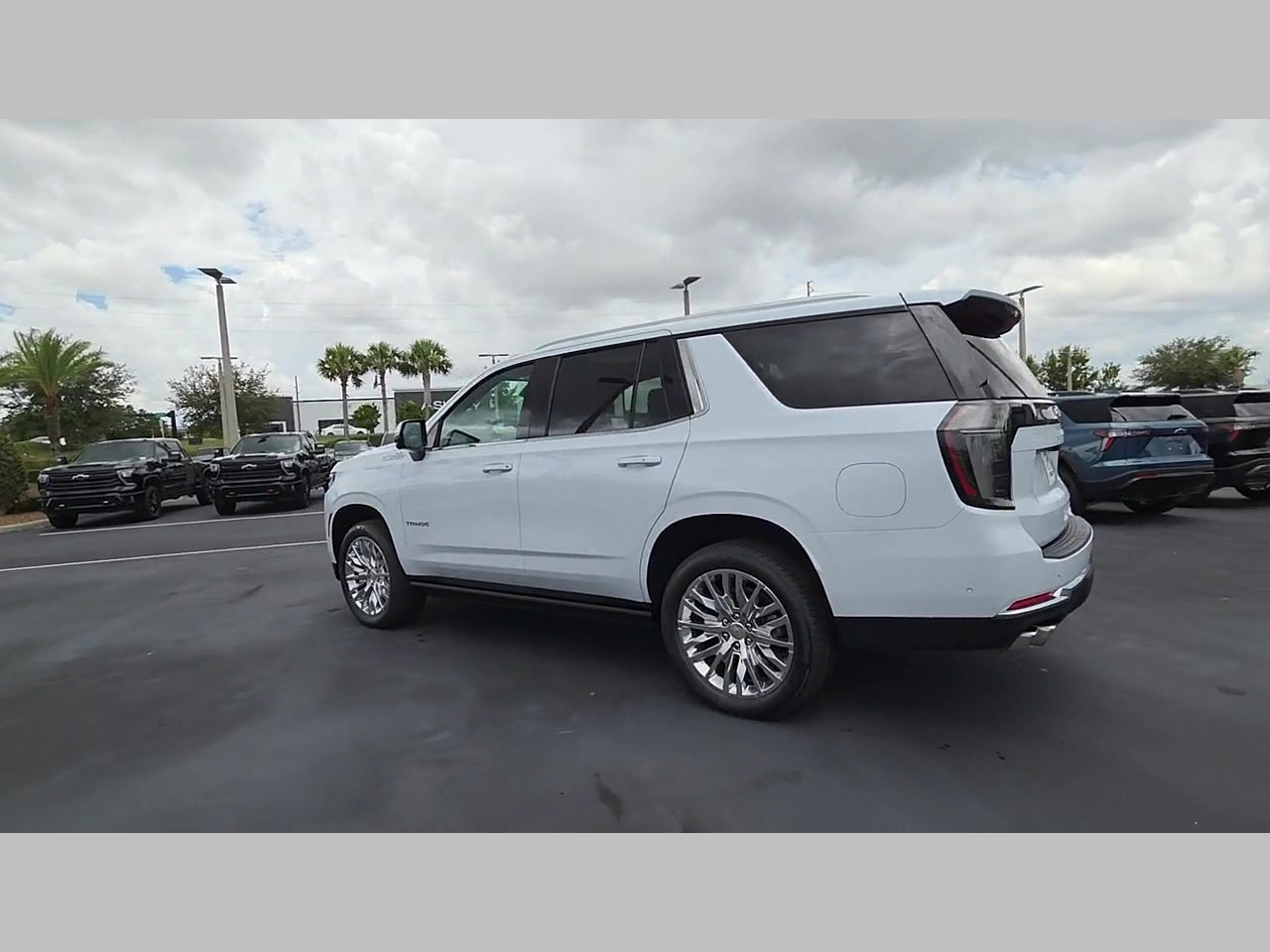 New 2026 Chevrolet Tahoe High Country AWD/4WD image 26