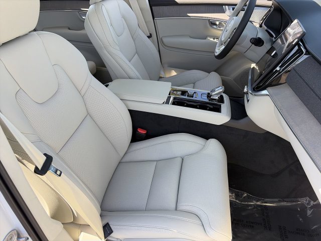 New 2027 Volvo XC90 T8 Ultra AWD/4WD image 12
