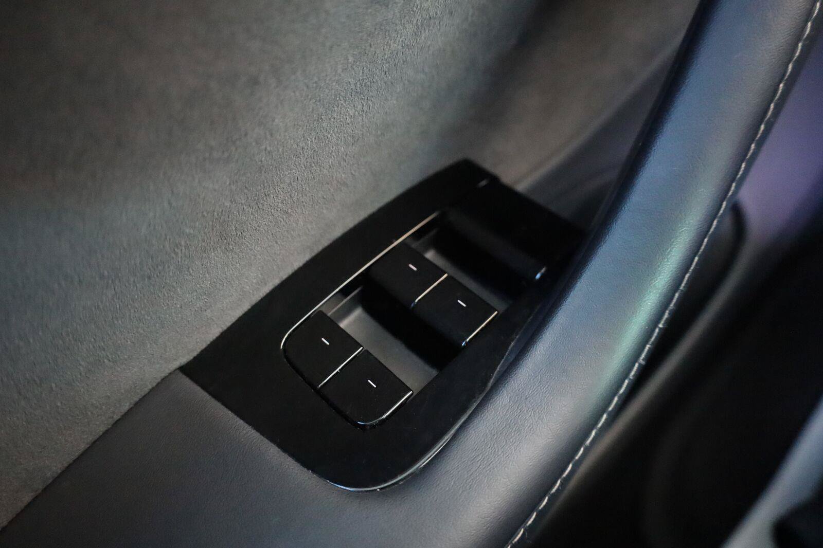 Used 2020 Tesla Model 3 Long Range AWD/4WD image 33