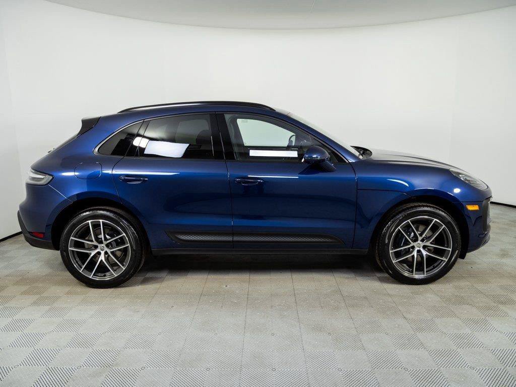 New 2026 Porsche Macan AWD/4WD image 28