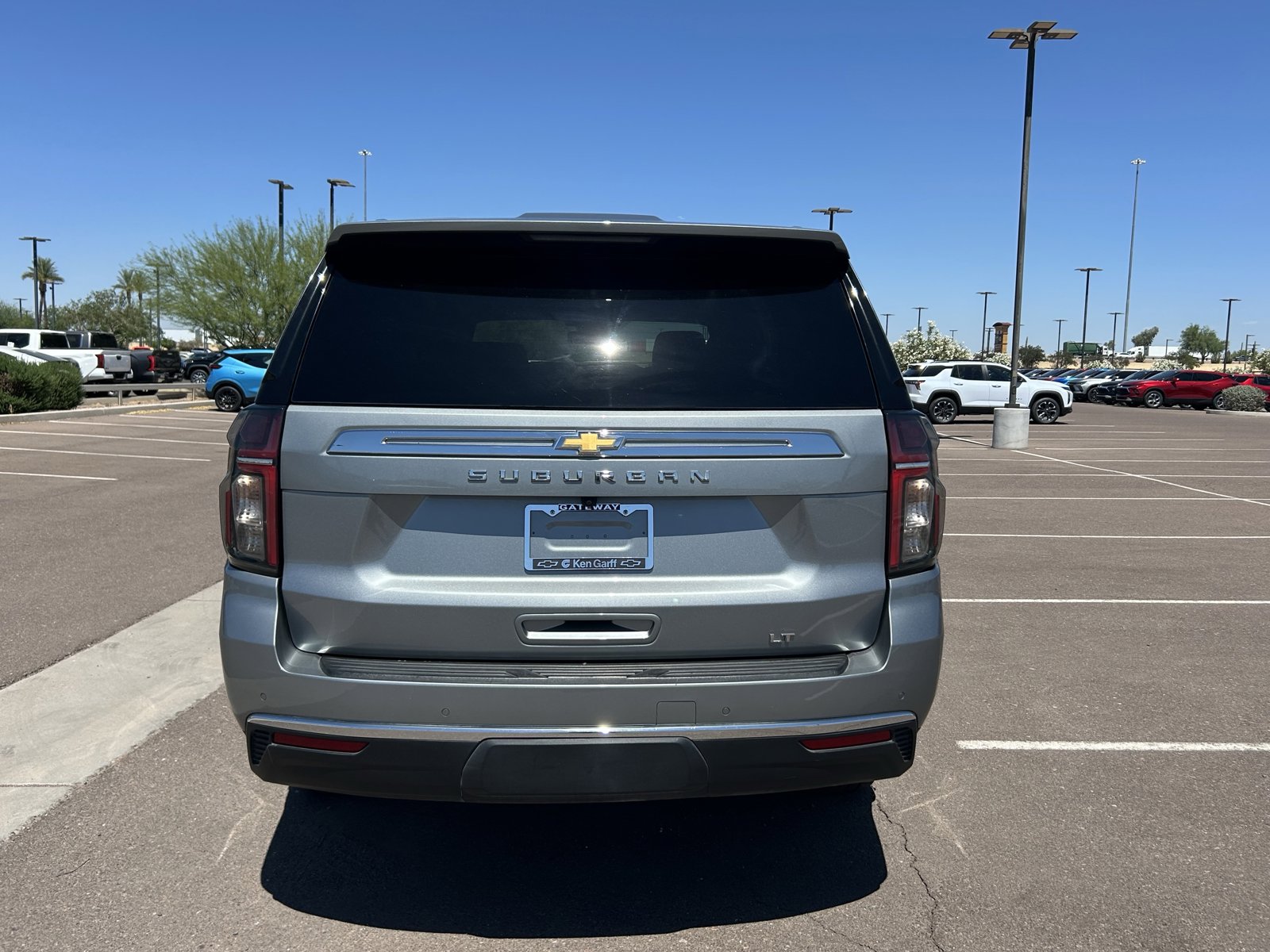 Certified 2024 Chevrolet Suburban LT image 4