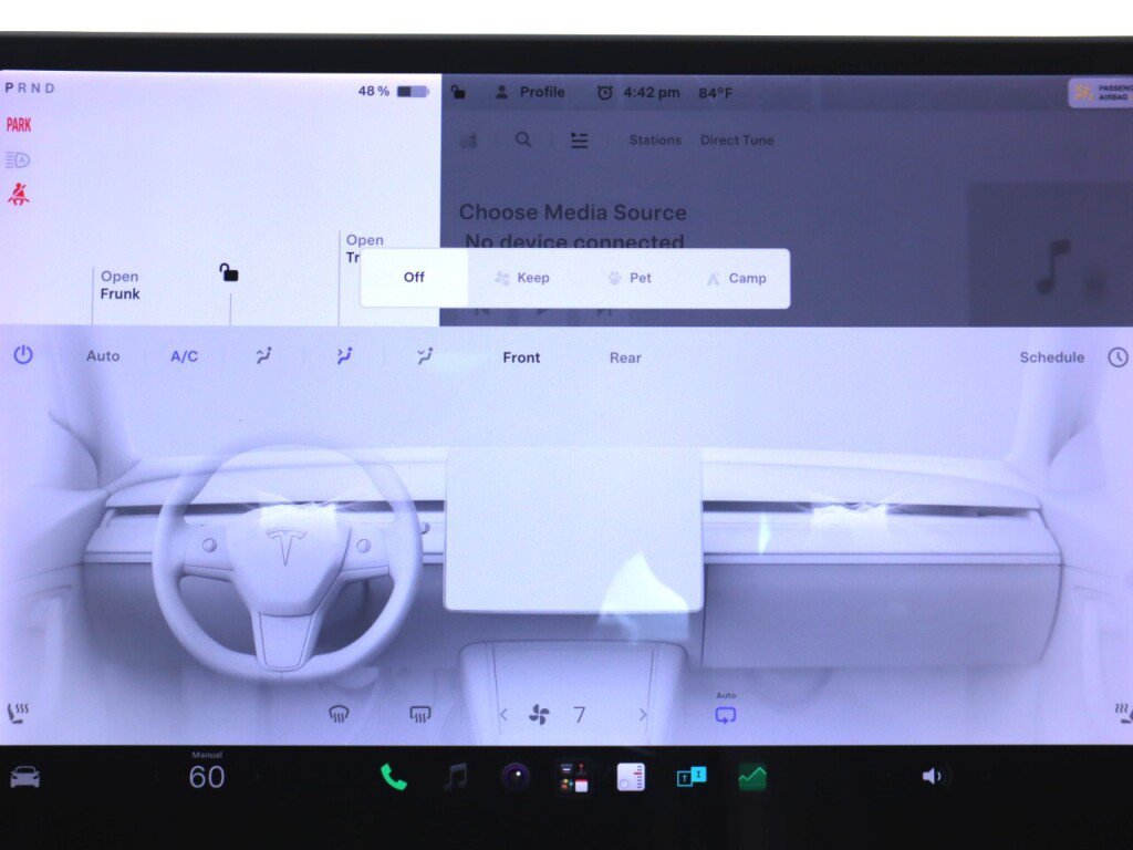 Used 2020 Tesla Model 3 Standard Range Plus RWD image 17