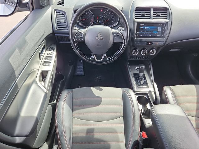 Used 2018 Mitsubishi Outlander Sport SE AWD/4WD image 11