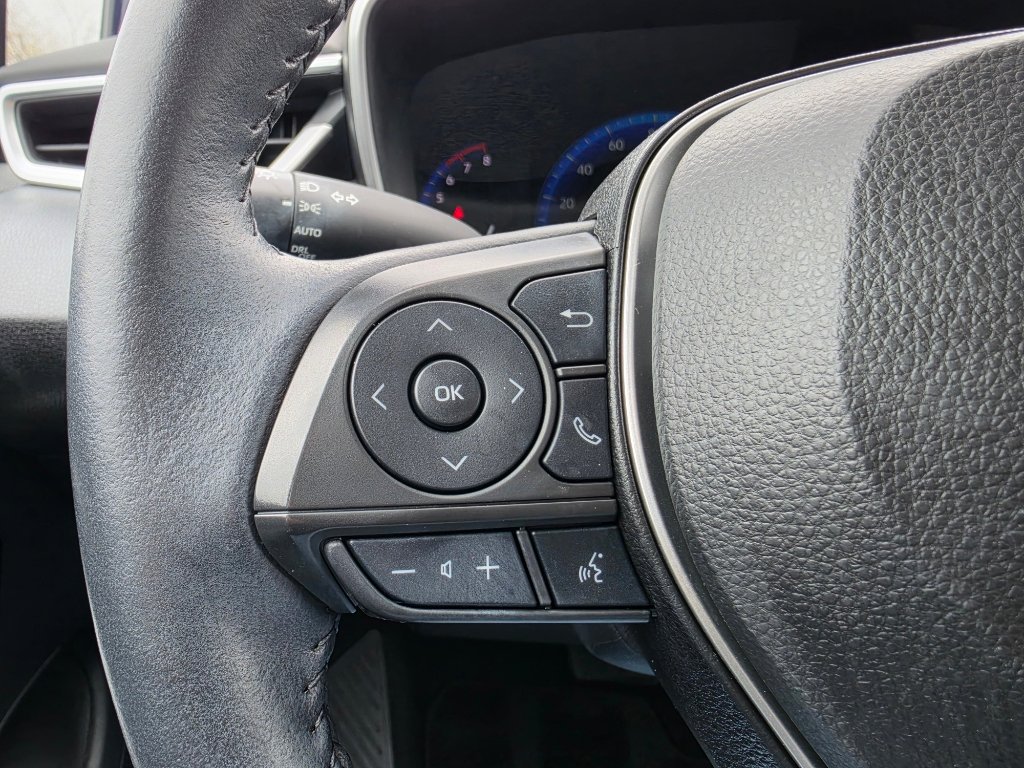 Used 2022 Toyota Corolla XLE w/ Carpet Mat Package (TMS) image 13