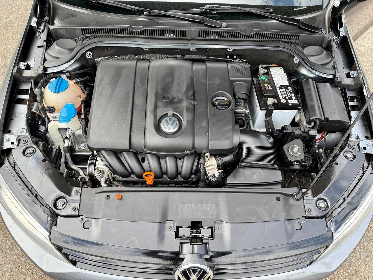 Used 2012 Volkswagen Jetta SE FWD image 30