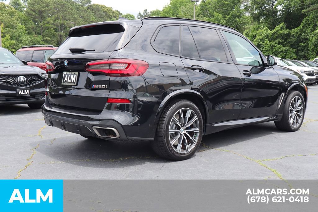 Used 2022 BMW X5 M50i image 6