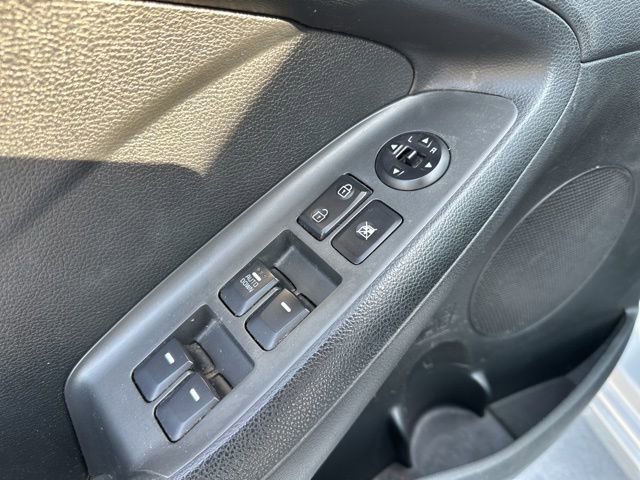 Used 2018 Kia Forte LX w/ LX Popular Package image 3