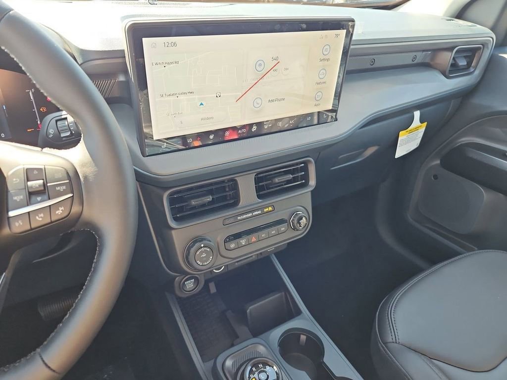New 2025 Ford Maverick Lariat w/ Black Appearance Package image 18
