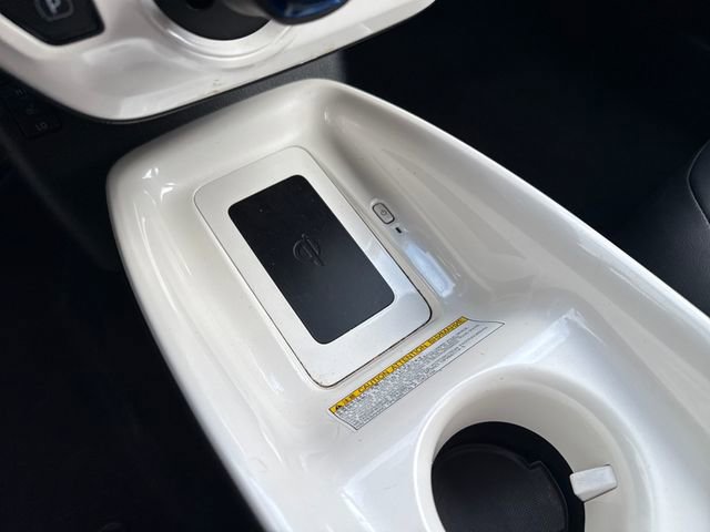 Used 2016 Toyota Prius Four Touring w/ Premium Convenience Package image 24