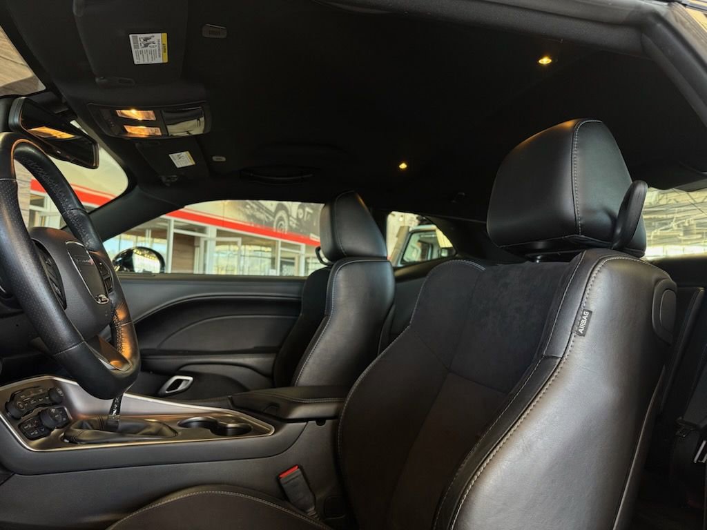 Used 2021 Dodge Challenger R/T w/ Plus Package image 10