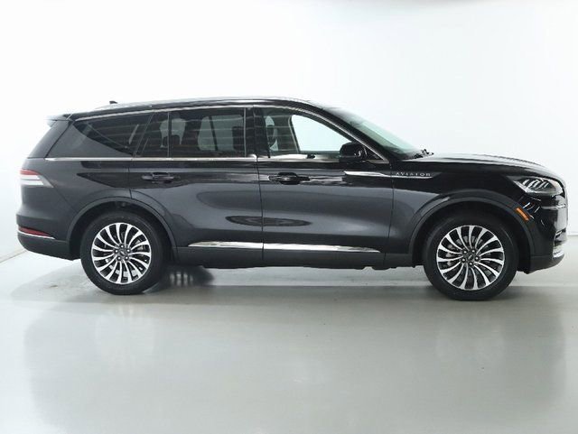 Used 2020 Lincoln Aviator Reserve w/ Class IV Trailer Tow Package image 11