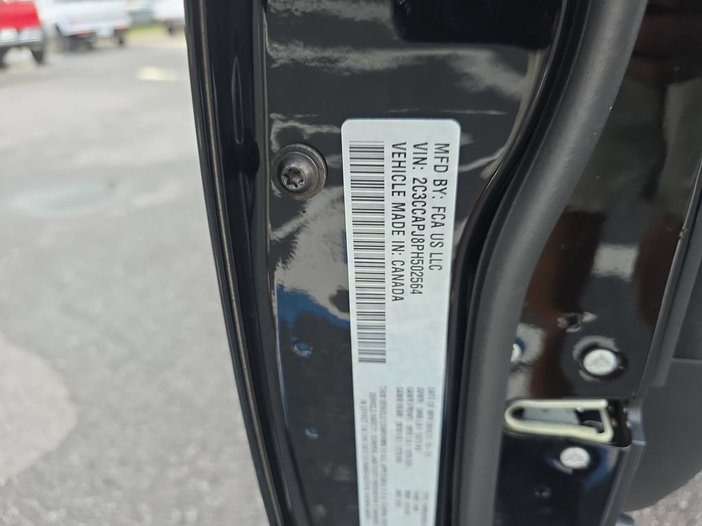Used 2023 Chrysler 300 C RWD image 38