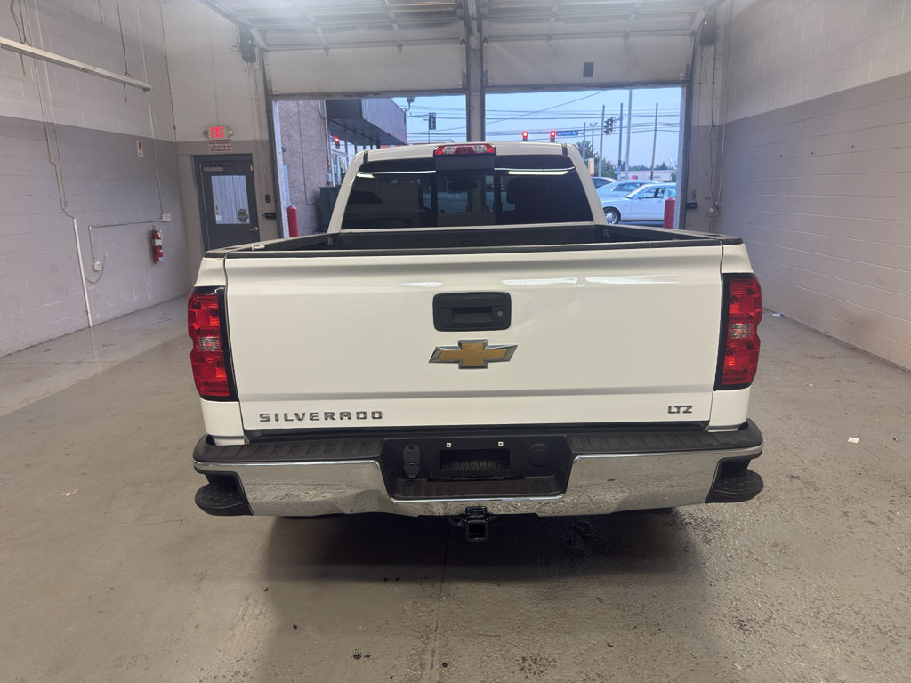 Used 2015 Chevrolet Silverado 1500 LTZ AWD/4WD image 7