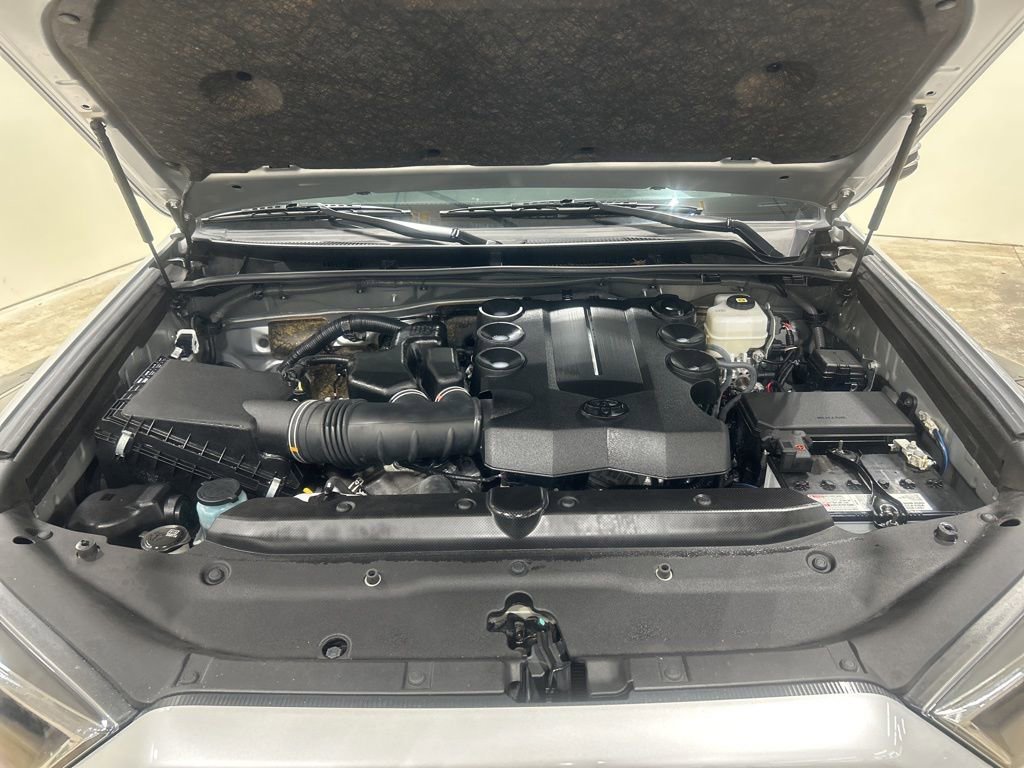 Used 2024 Toyota 4Runner TRD Off-Road Premium image 32