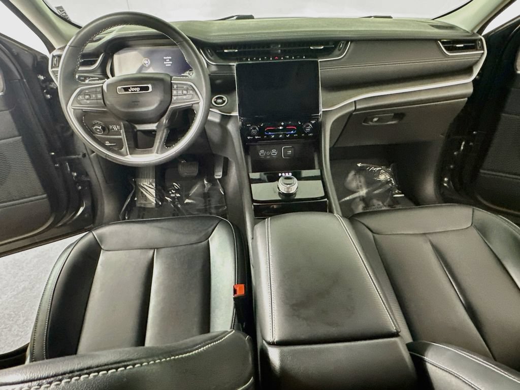 Used 2023 Jeep Grand Cherokee Limited RWD image 18