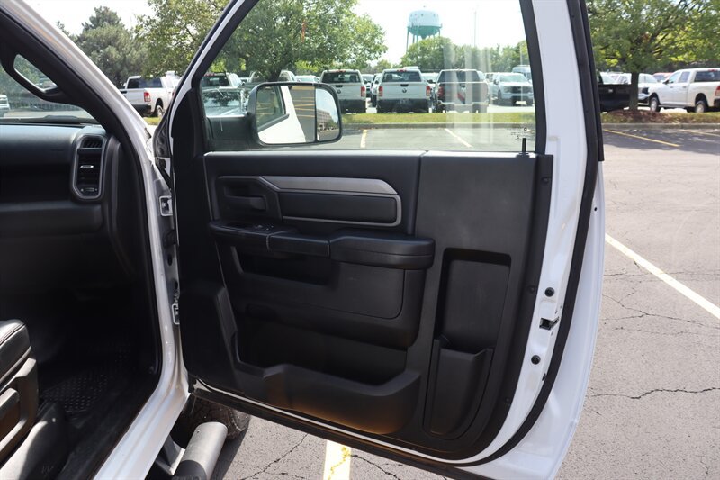 Used 2021 RAM 2500 Tradesman w/ Safety Group AWD/4WD image 19