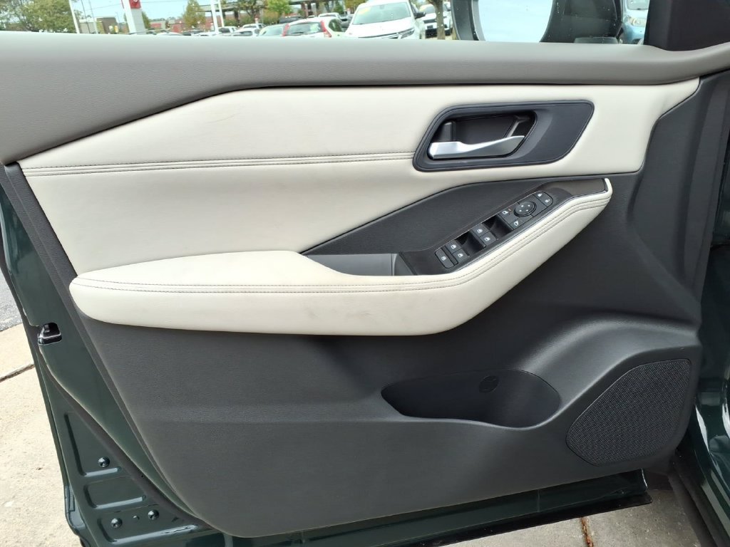 New 2027 Nissan Rogue Dark Armor AWD/4WD image 14