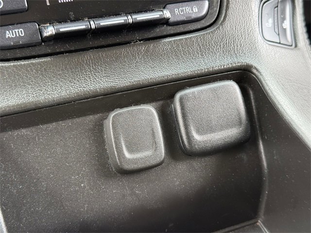 Used 2020 Chevrolet Suburban LT image 22