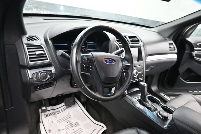 Used 2017 Ford Explorer Sport AWD/4WD image 18