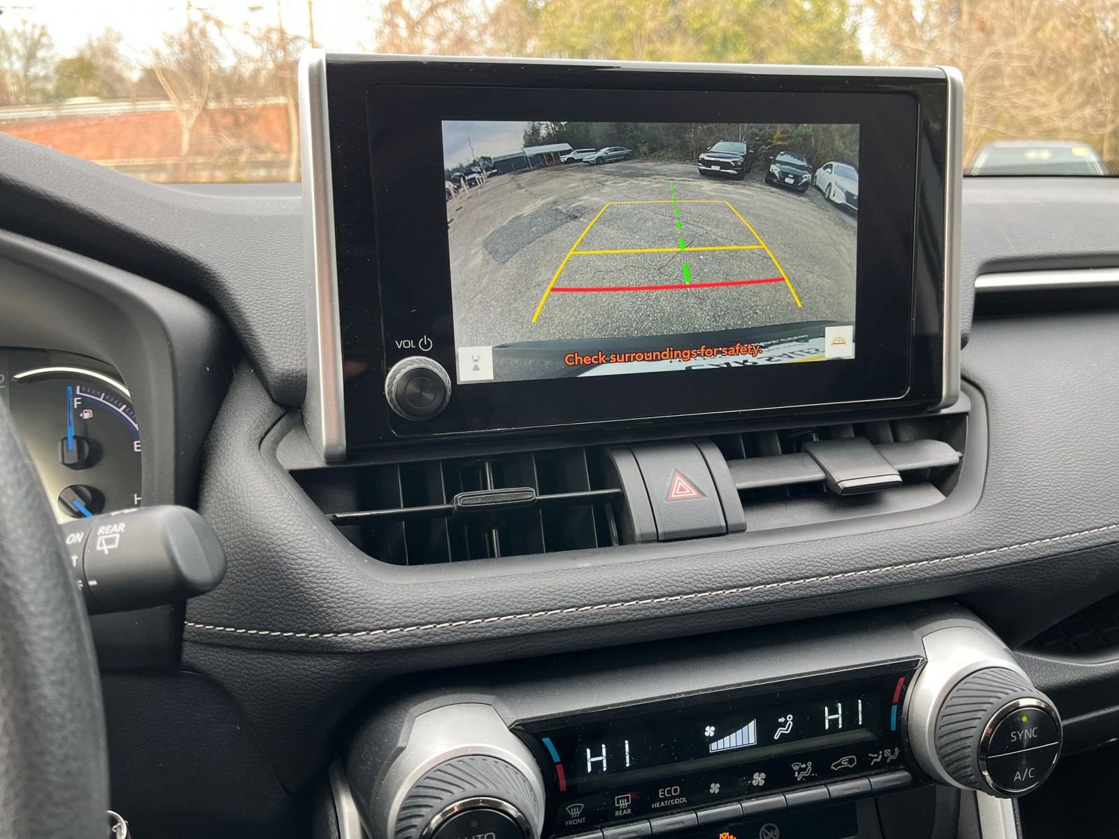 Used 2025 Toyota RAV4 LE image 17