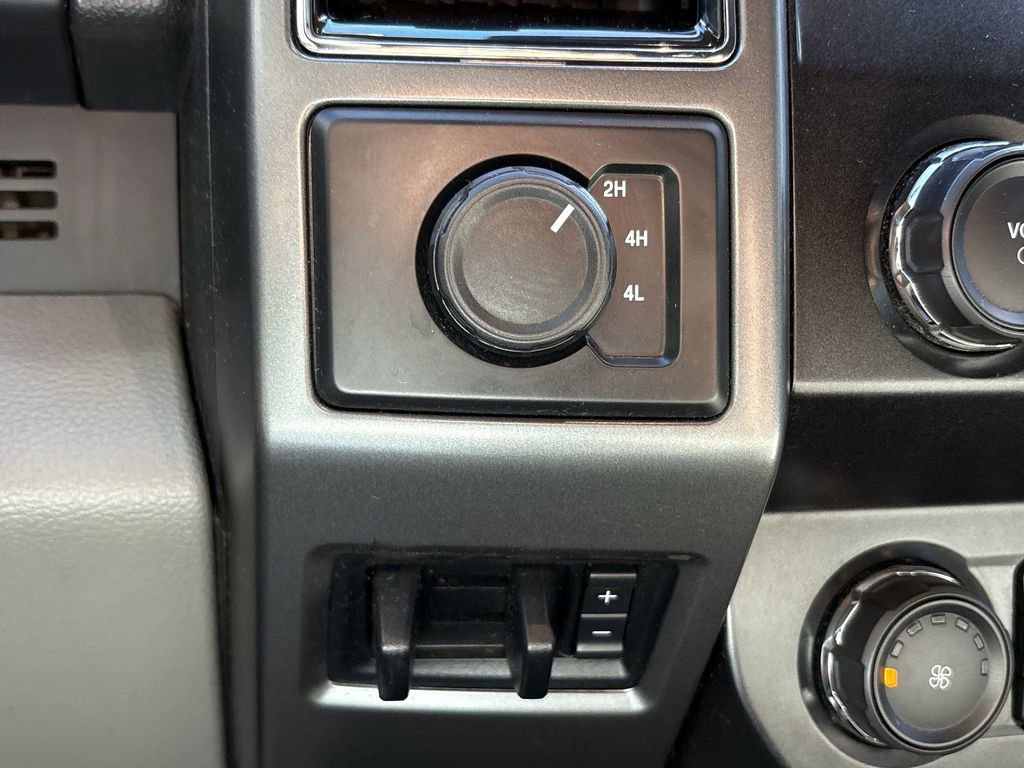 Used 2019 Ford F250 XLT image 33