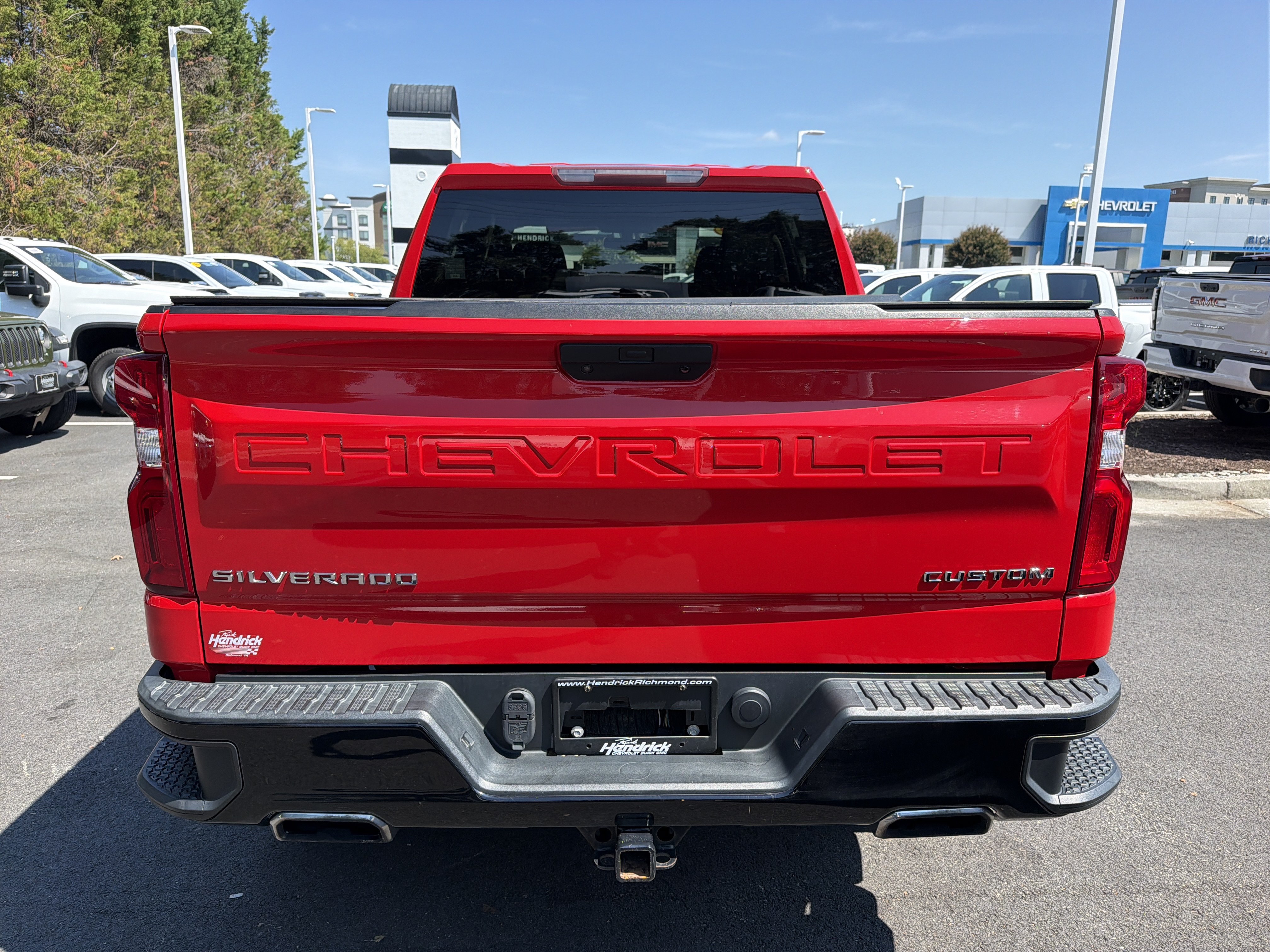 Used 2020 Chevrolet Silverado 1500 Custom Trail Boss w/ Custom Convenience Package AWD/4WD image 9