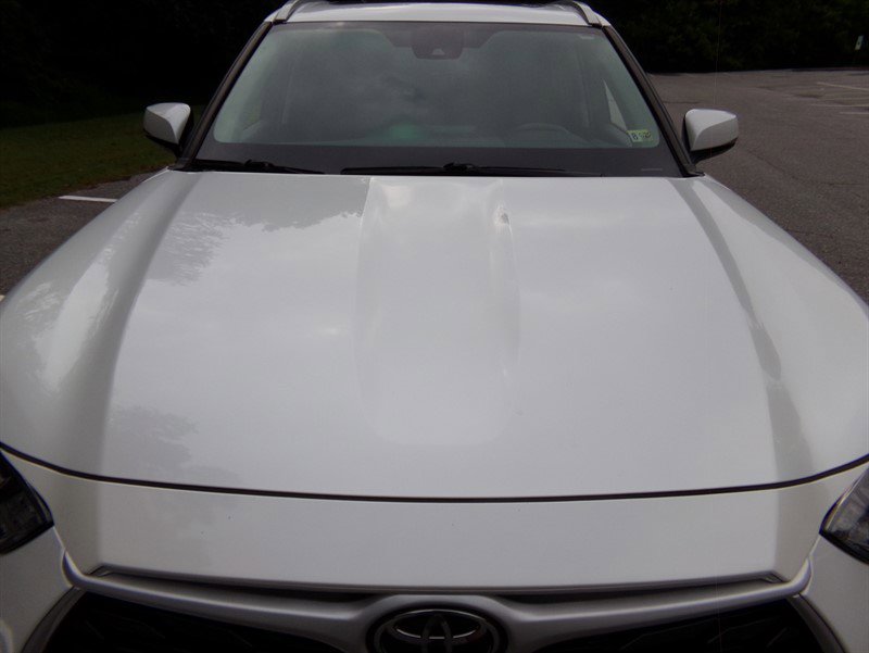 Used 2022 Toyota Highlander XLE image 10