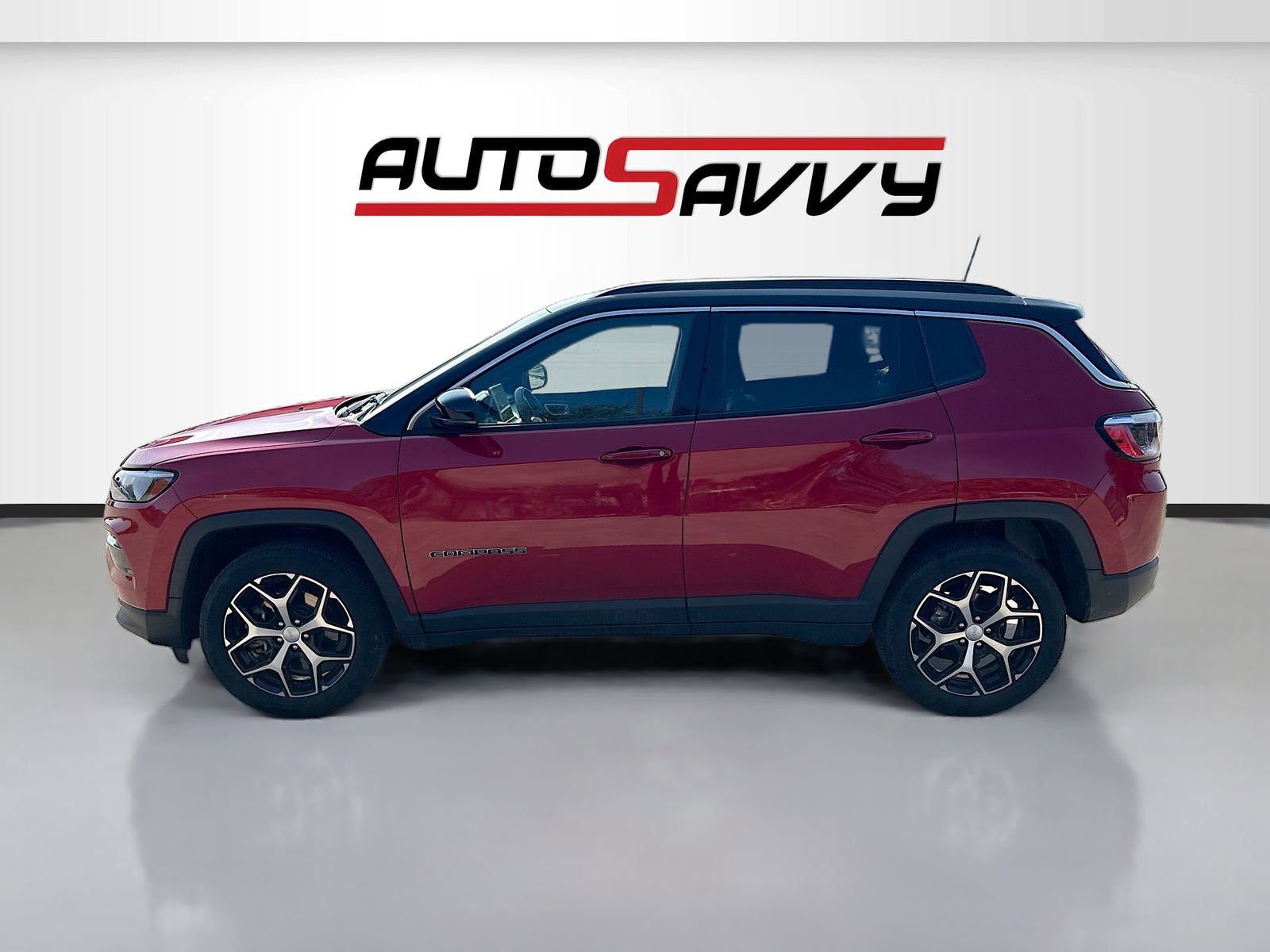 Used 2024 Jeep Compass Limited image 4