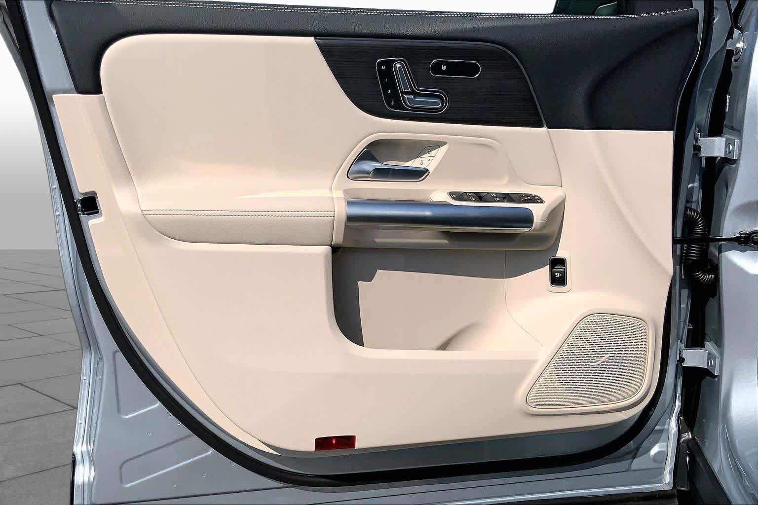 New 2026 Mercedes-Benz GLA 250 4MATIC image 14