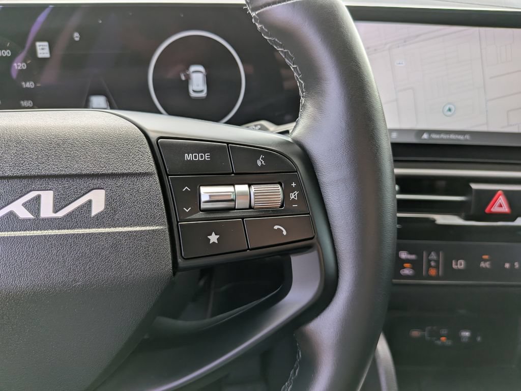 Certified 2026 Kia Sportage SX FWD image 33