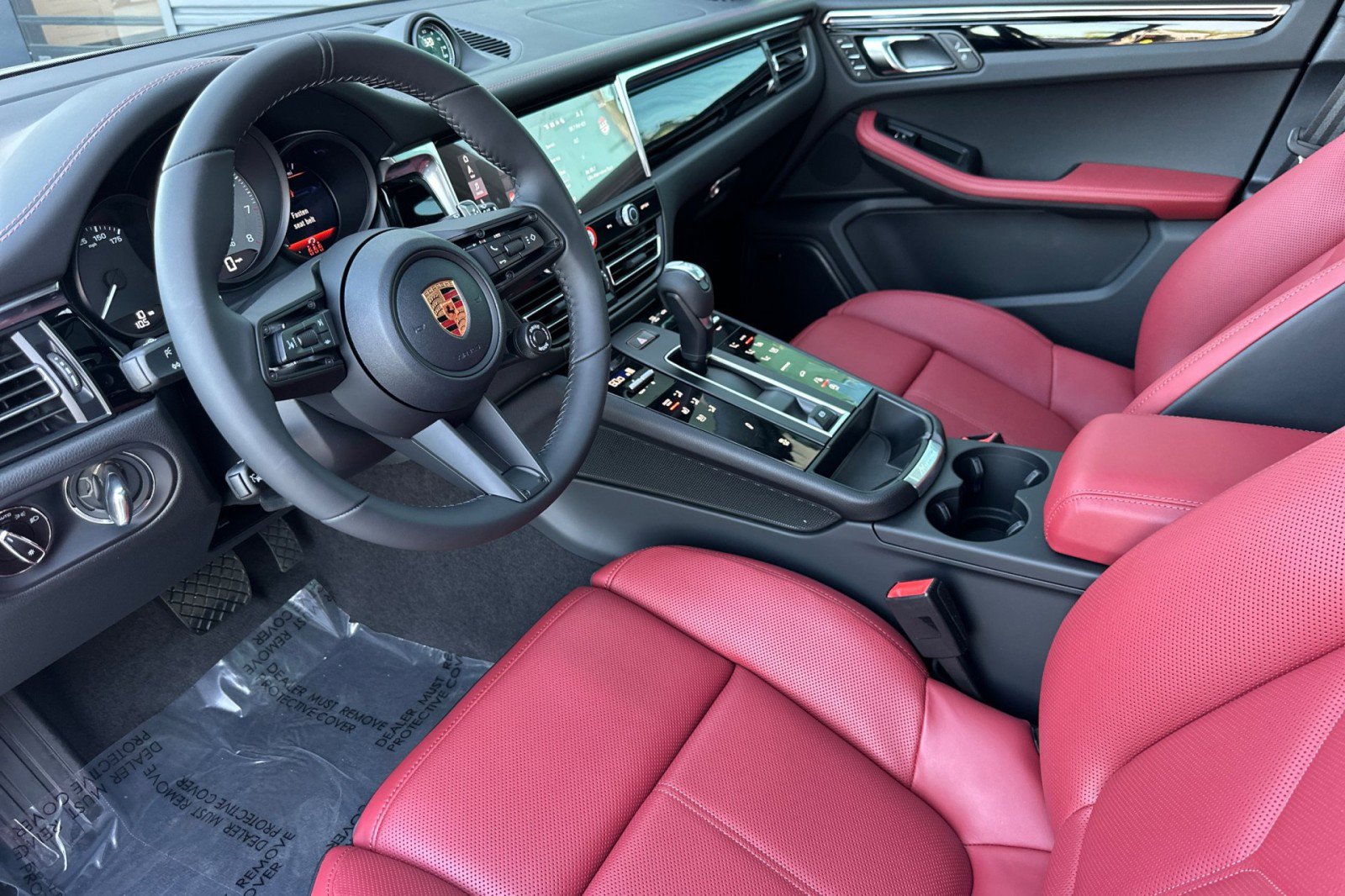 New 2026 Porsche Macan S AWD/4WD image 4