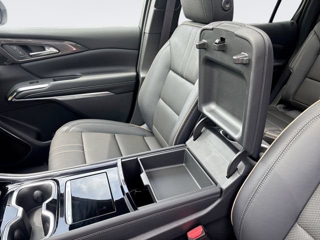 Used 2026 Chevrolet Traverse High Country w/ LPO, Floor Liner Package AWD/4WD image 21