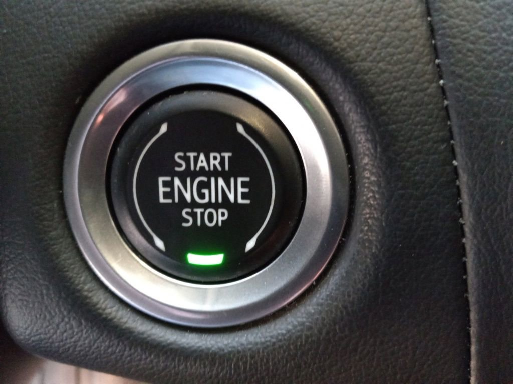 Used 2022 GMC Yukon XL SLE w/ Gmc Pro Safety Plus Package image 31