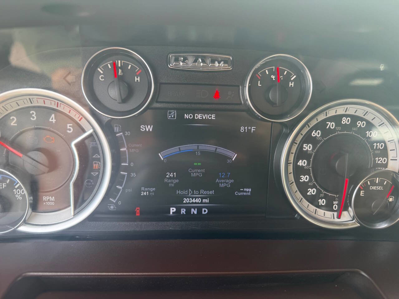 Used 2017 RAM 2500 Laramie w/ Snow Chief Group AWD/4WD image 21